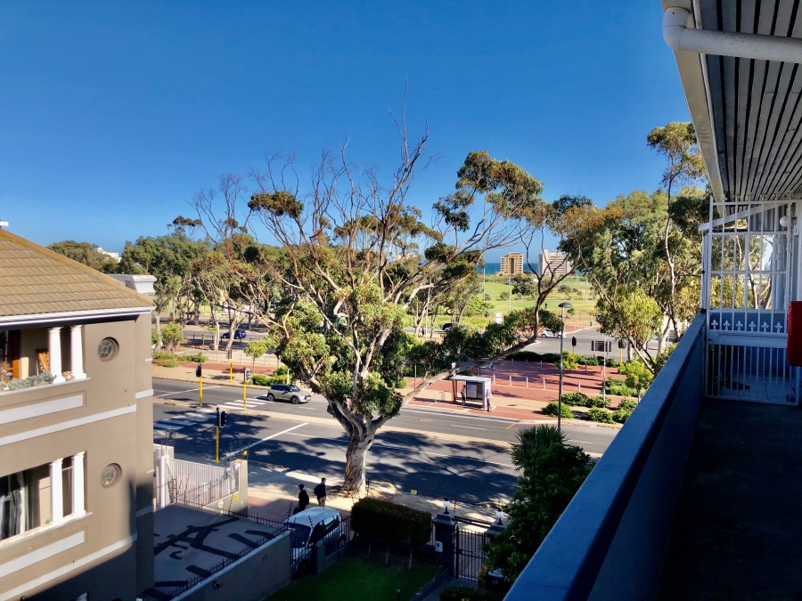 1 Bedroom Property for Sale in Green Point Western Cape